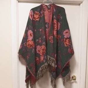 Mix It Floral Fringe Knit Poncho Shawl Cape Floral Roses One Size  /B11